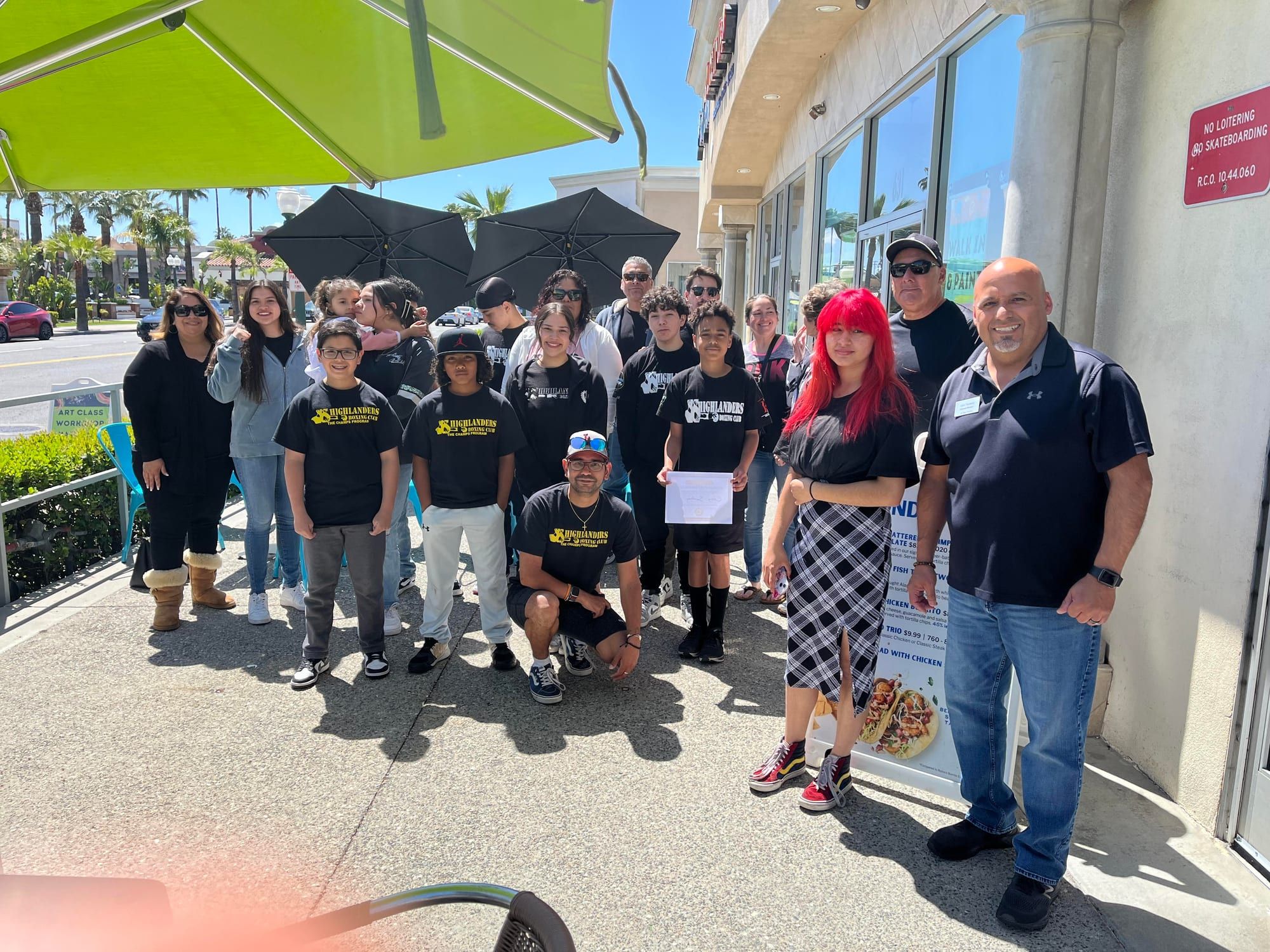 HBC mentoring program with families and students on a lunch outing