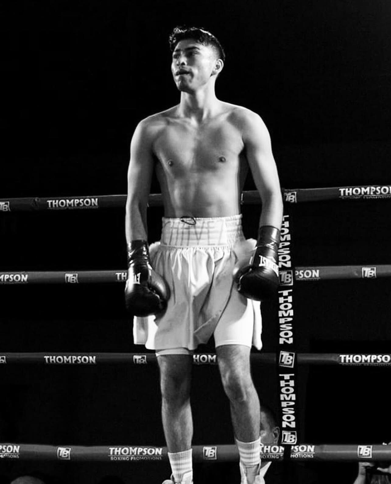 Anthony C Chavez between rounds at HBC
